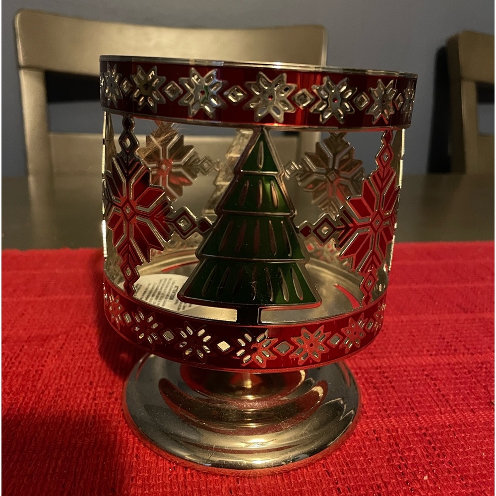 BATH AND BODY WORKS candle holder 3wick